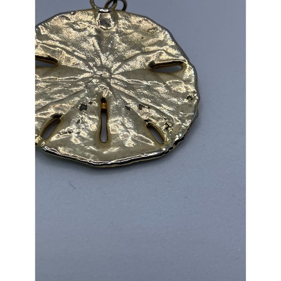 Sand Dollar Gold Tone Pendant -No Chain - Picture 2 of 4